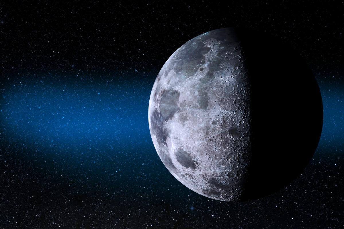 Científicos chinos encuentran fuente potencial de agua en la Luna