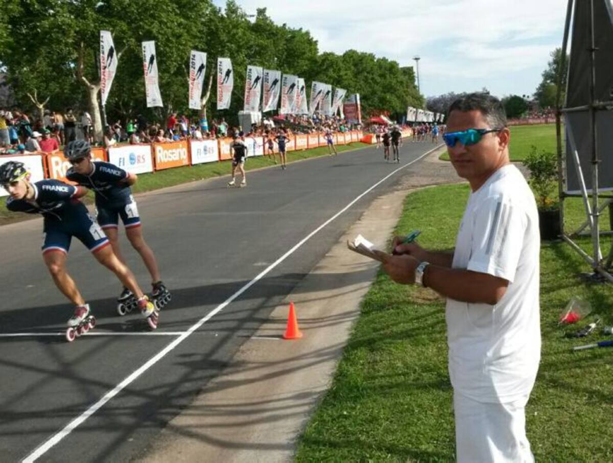 Guillermo Ortiz, en pleno trabajo como juez en el Mundial de Patinaje. CARLOS CABALLERO VILLA - ENVIADO ESPECIAL EL UNIVERSAL