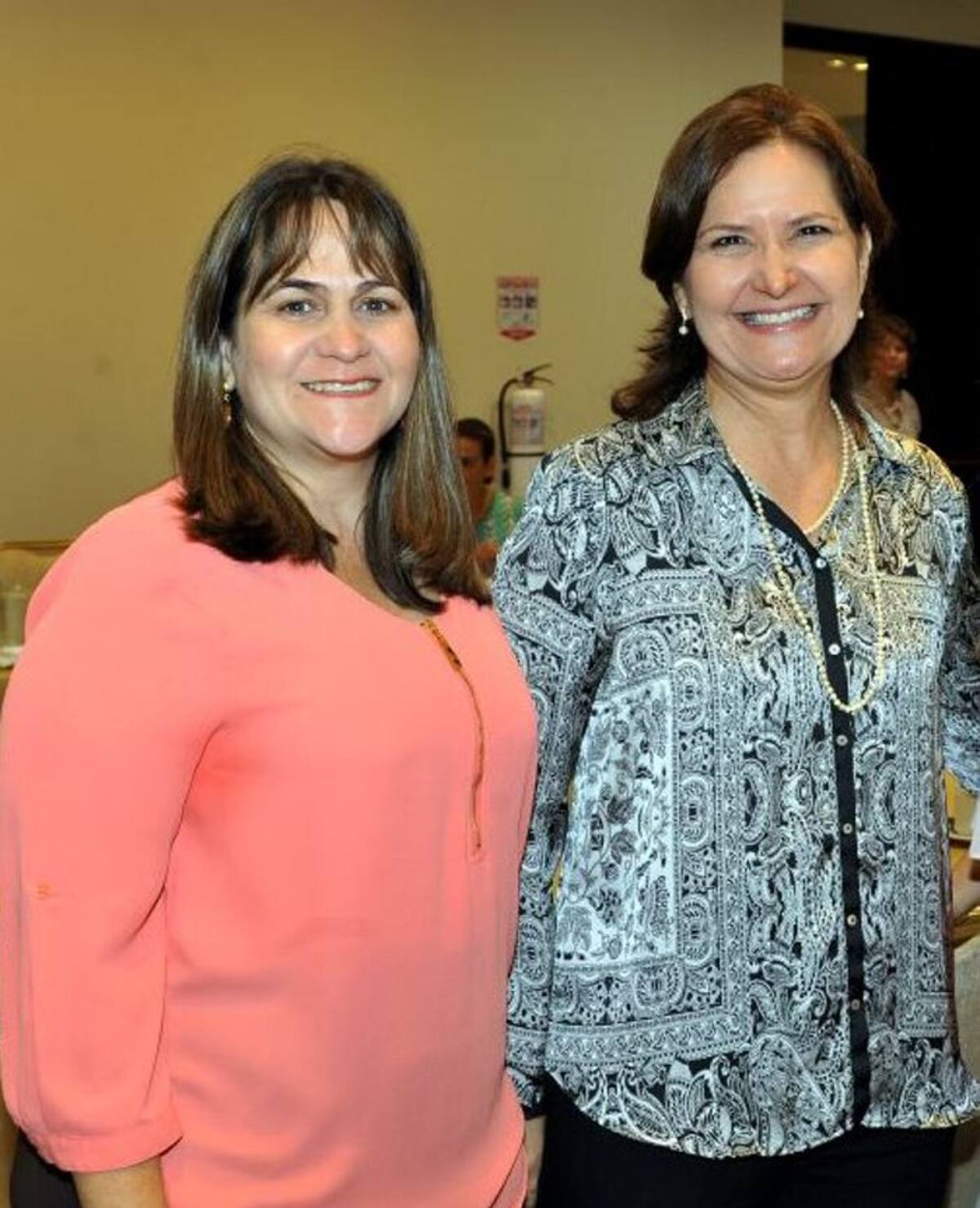 Olga Lucía Méndez y Judith Araújo de Paniza. CORTESÍA