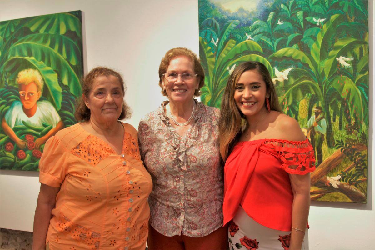 Nora Jiménez, Teresa Perdomo y Francys Caballero.