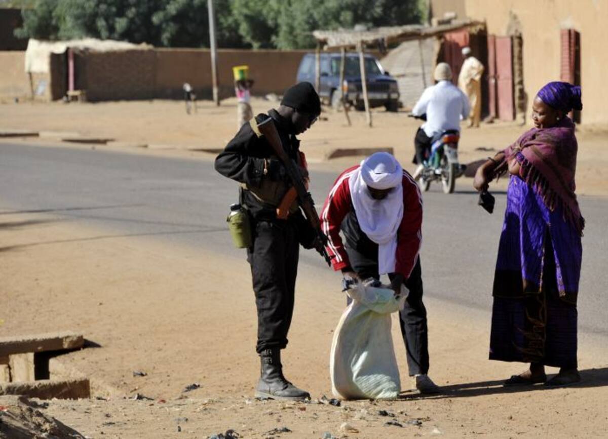 Los soldados malíes reforzaban este sábado la seguridad en la región de Gao, en el norte de Malí AFP SIA KAMBOU