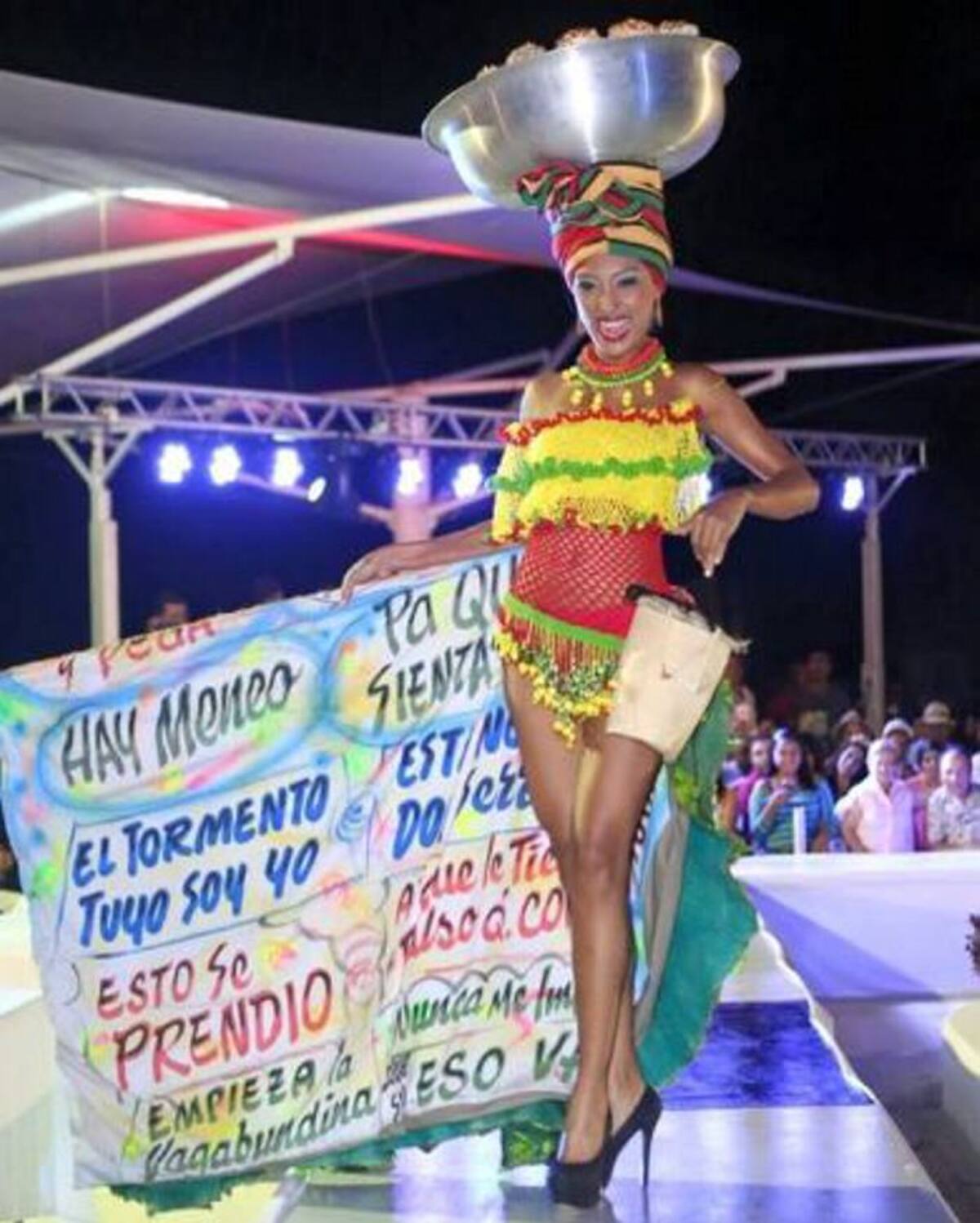 Traje de fantasía. Facebook.
