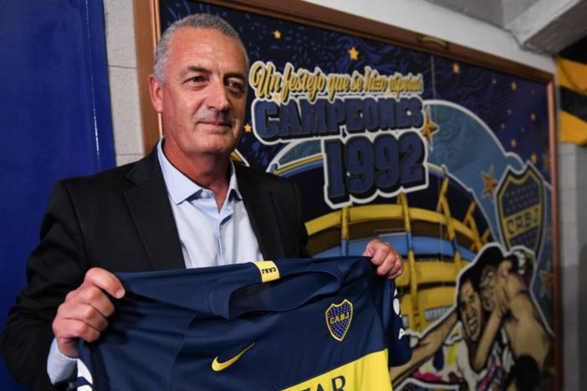 Gustavo Alfaro, un experimentado y querido entrenador con poca popularidad
