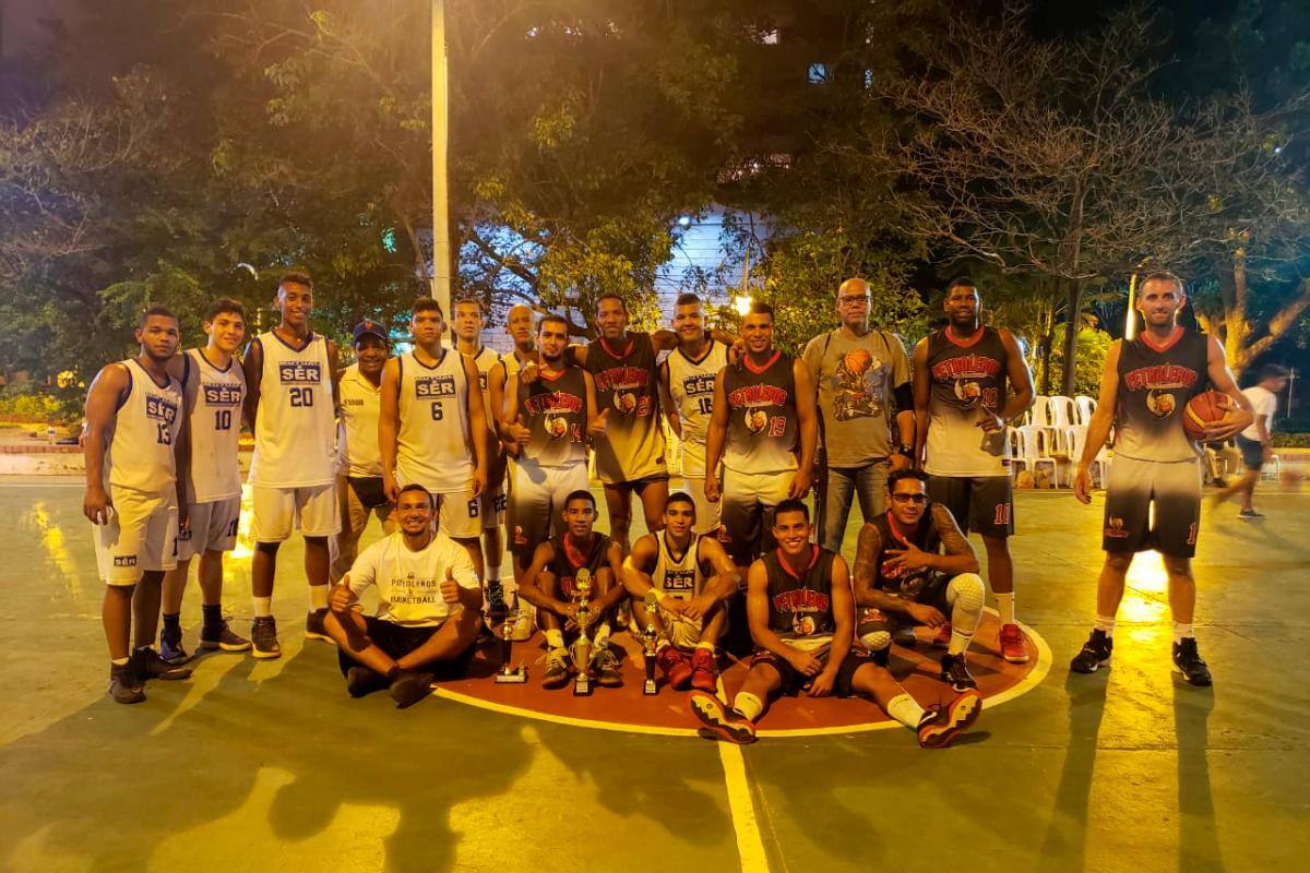 Petroleros, campeón del Torneo de Básquet de Mayores