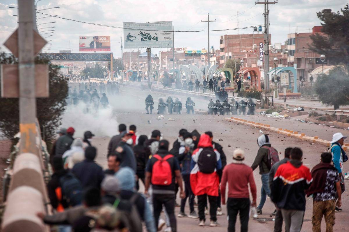 ¡Qué dolor! Bebé murió en Perú porque ambulancia quedó atrapada en bloqueos