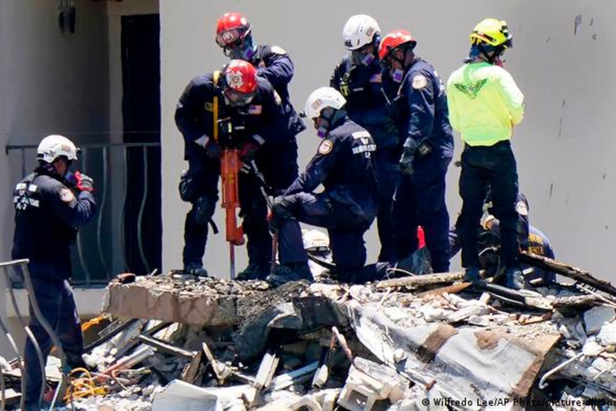 Suben a 20 los muertos tras derrumbe de edificio en Florida