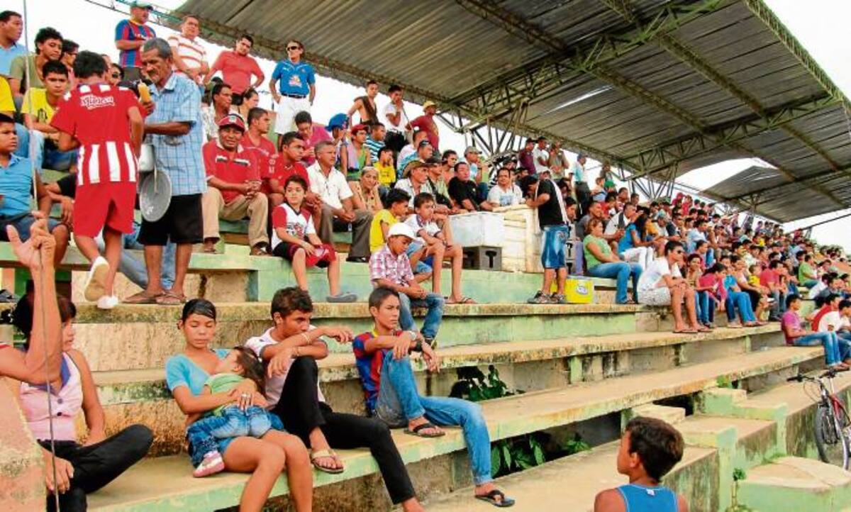 La afición del balompié esperaba una victoria del equipo de la Corporación Sahagún, pero debieron quedarse con el empate en su estadio.