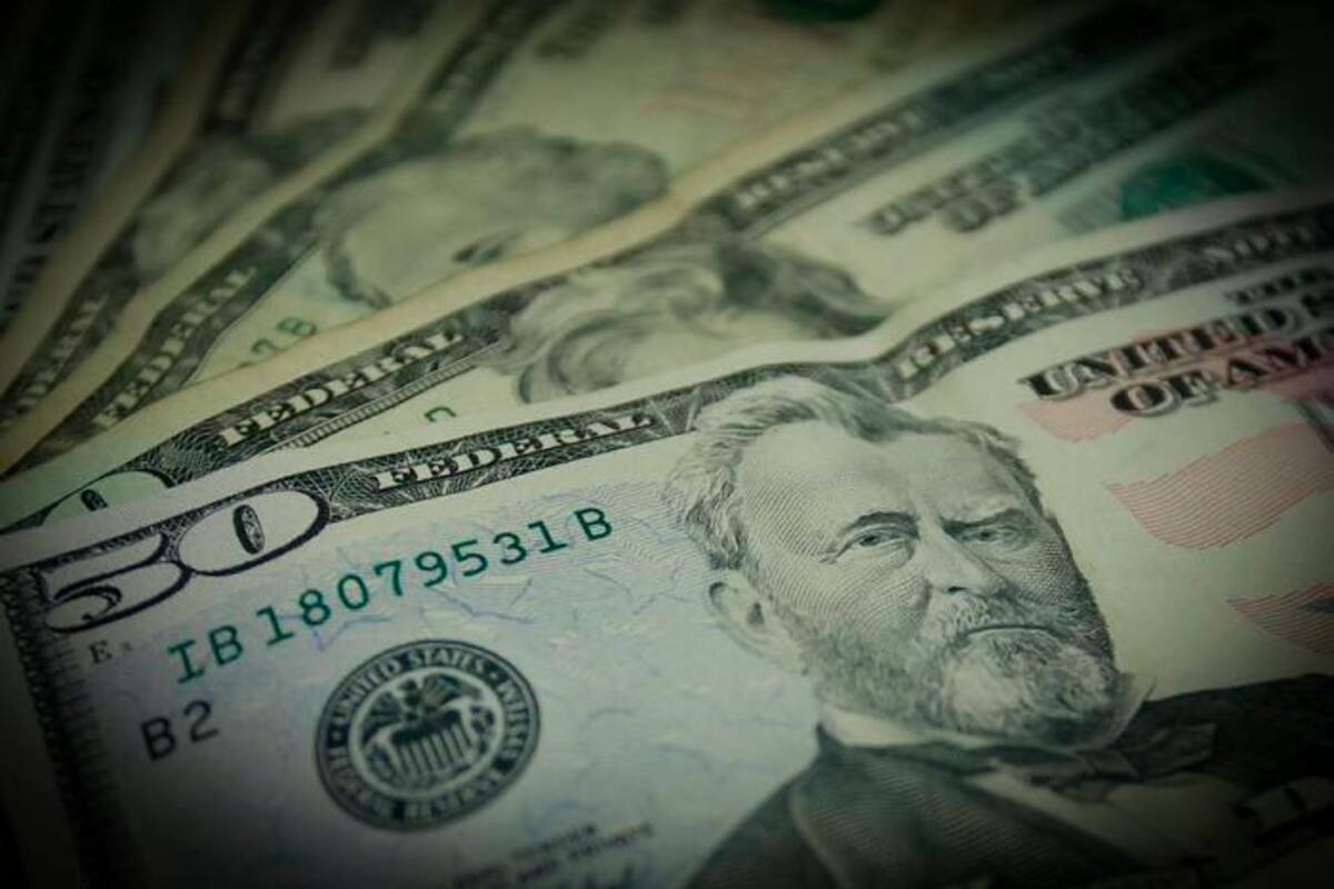 El dólar cerró la semana más cerca de los 4.000 pesos, en $3,956.42