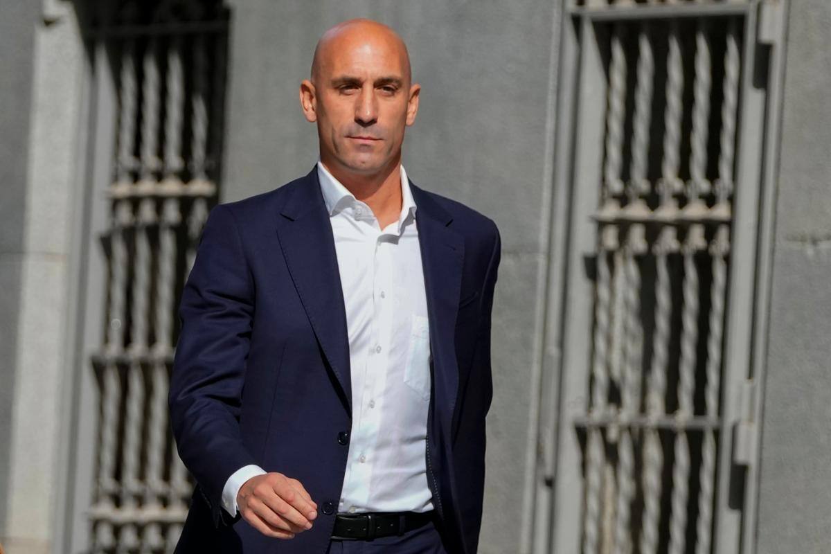 Rubiales pierde apelación contra su suspensión de 3 años tras beso a jugadora