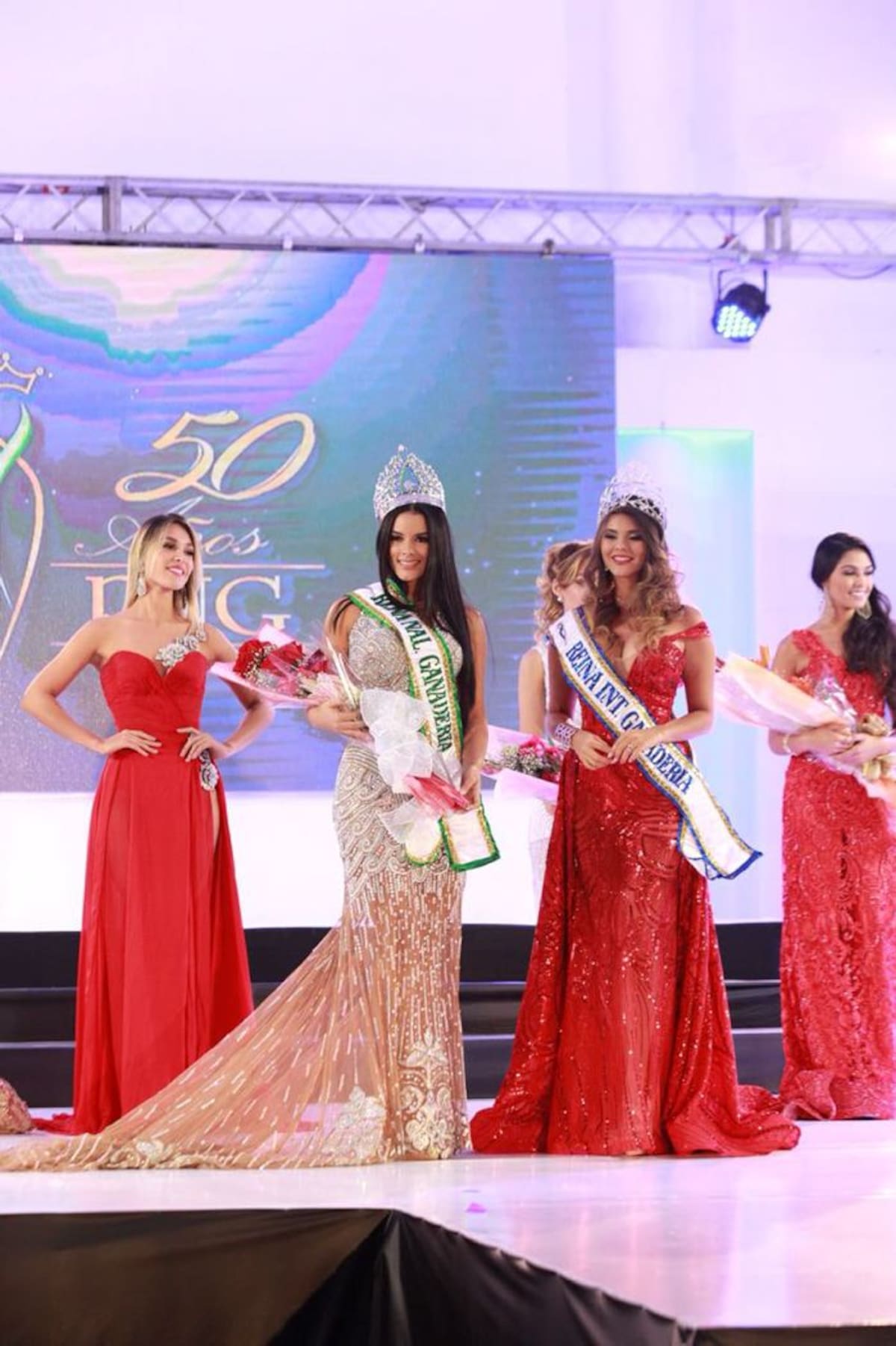 Alicia Barrios Montes de Bolívar y Sandra Bohorquez Ruíz, nuevas reinas nacional e internacional de la ganadería. Cortesía