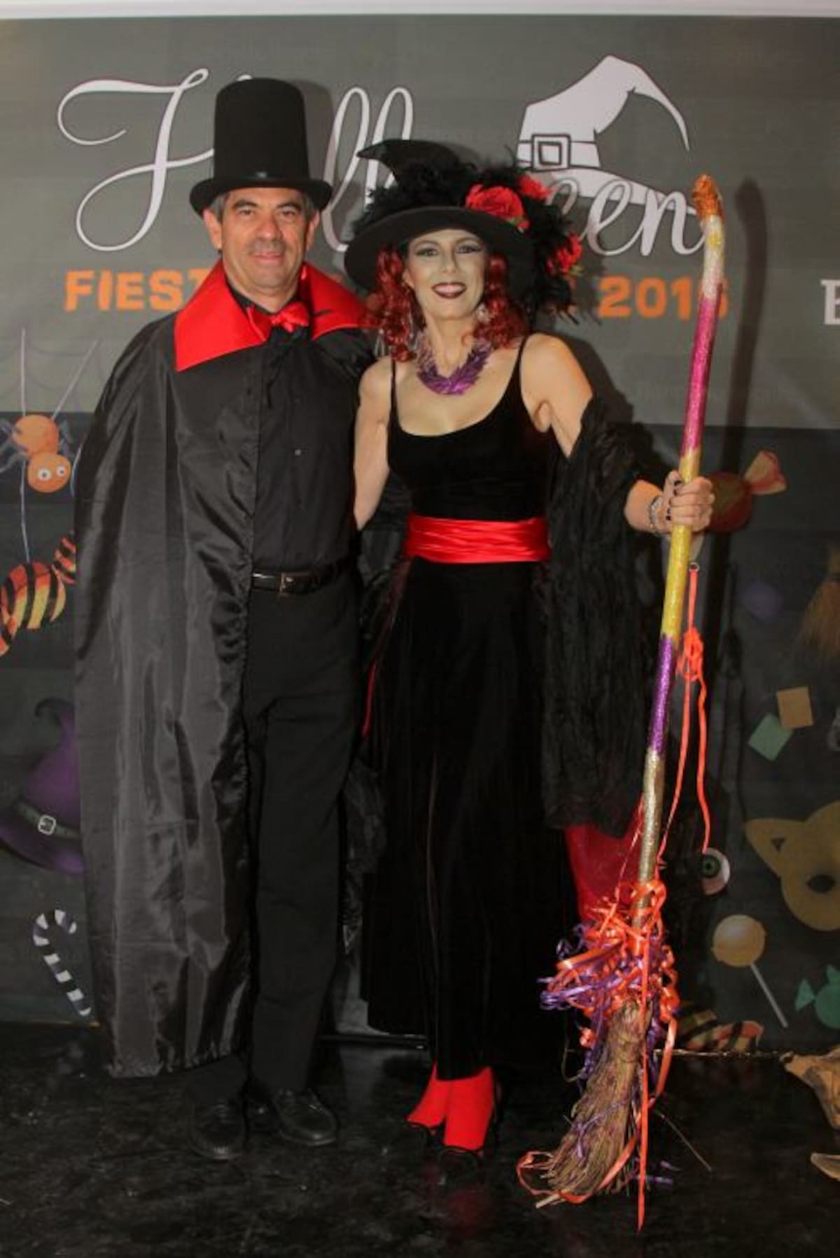 Rafael Simón Del Castillo y Susana Caldas, mención de honor por sus disfraces.