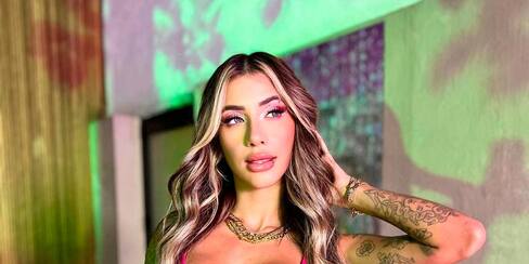 “Por cumplir un desafío” : reconocida influencer está al borde de perder los pies