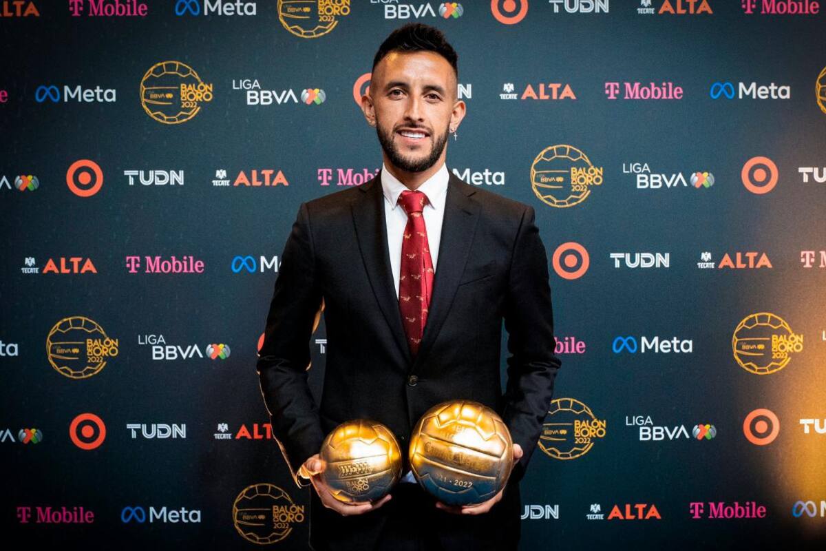 El arquero Camilo Vargas fue elegido como mejor jugador del fútbol mexicano