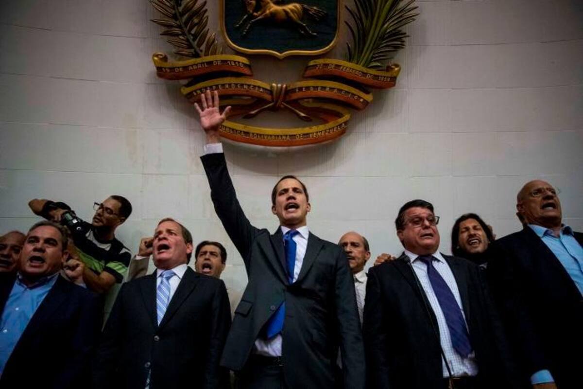 Juan Guaidó retoma el control del Congreso en Venezuela