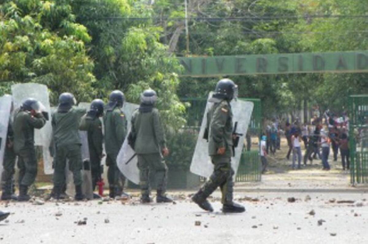 Disturbios en Universidad de Córdoba CORTESÍA