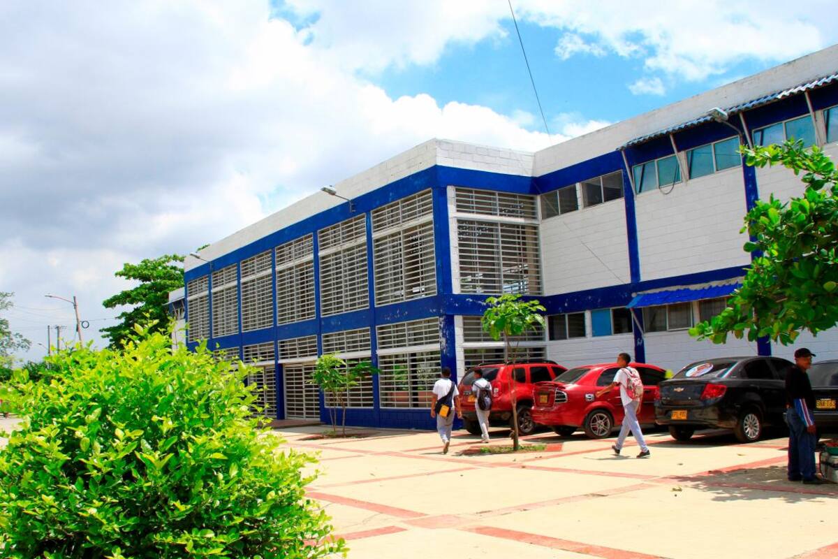 Las clases en este importante colegio de Cartagena aún no empiezan, ¿por qué?