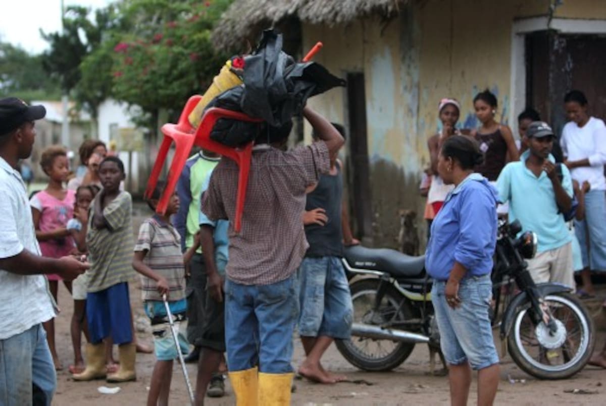 A Arenal llegan las víctimas de Soplaviento y San Cristóbal, así como de algunas poblaciones del Atlántico, lo que hace insostenible la emergencia.