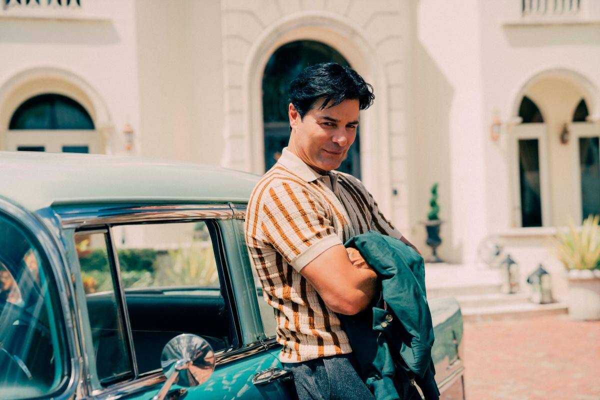 “Bailando bachata”, así se percibe la sensualidad de Chayanne