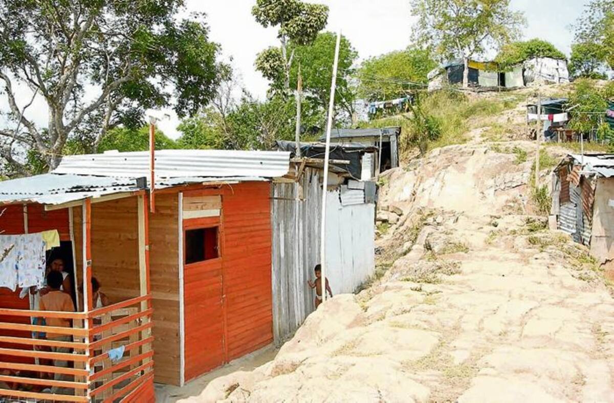 El mandatario aseguró que si el fenómeno de invasión crece, será más difícil el acceso a los proyectos de vivienda.