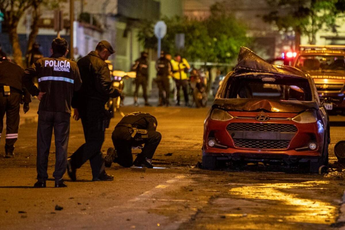 Un colombiano, entre los detenidos por explosiones de carro bomba en Quito