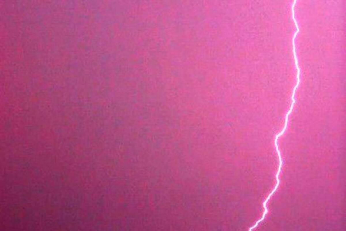 5 personas murieron al ser impactadas por rayo; hay varios heridos