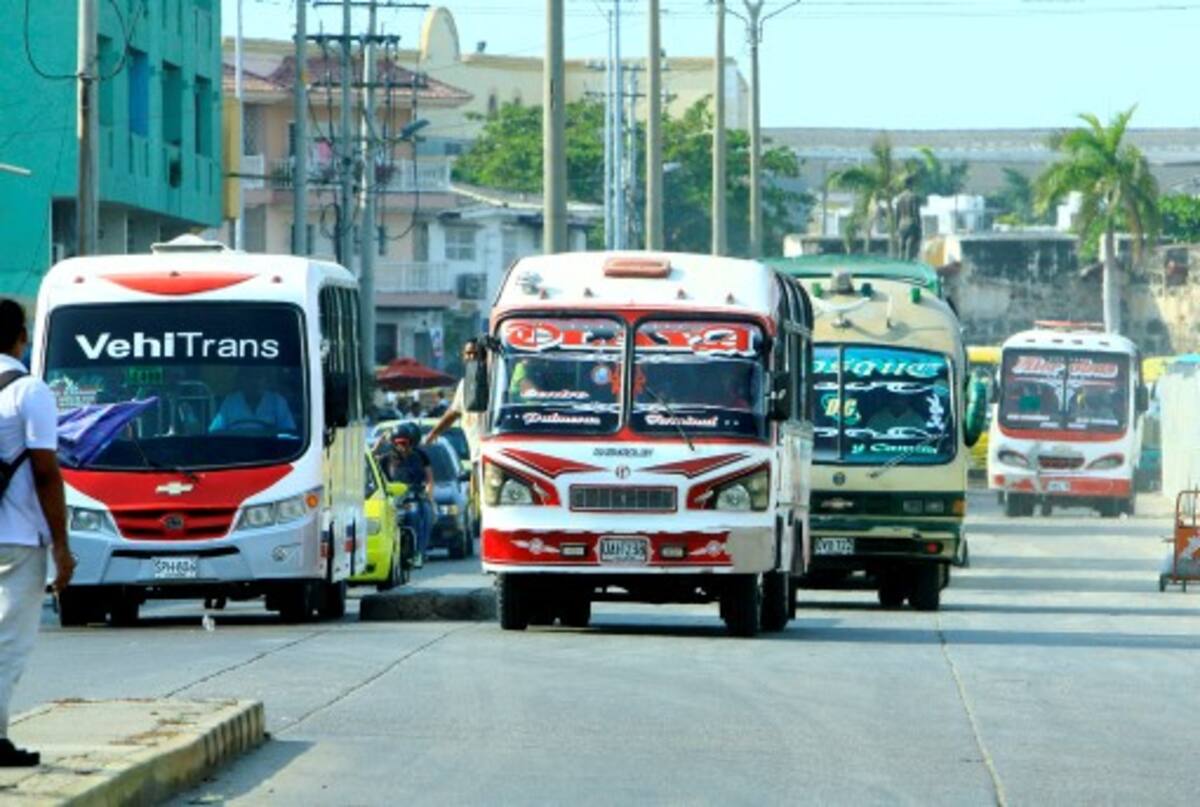 No cumplir con el recorrido estipulado puede generar sanciones de hasta $535.600 para los conductores de busetas de Cartagena. ARCHIVO - EL UNIVERSAL