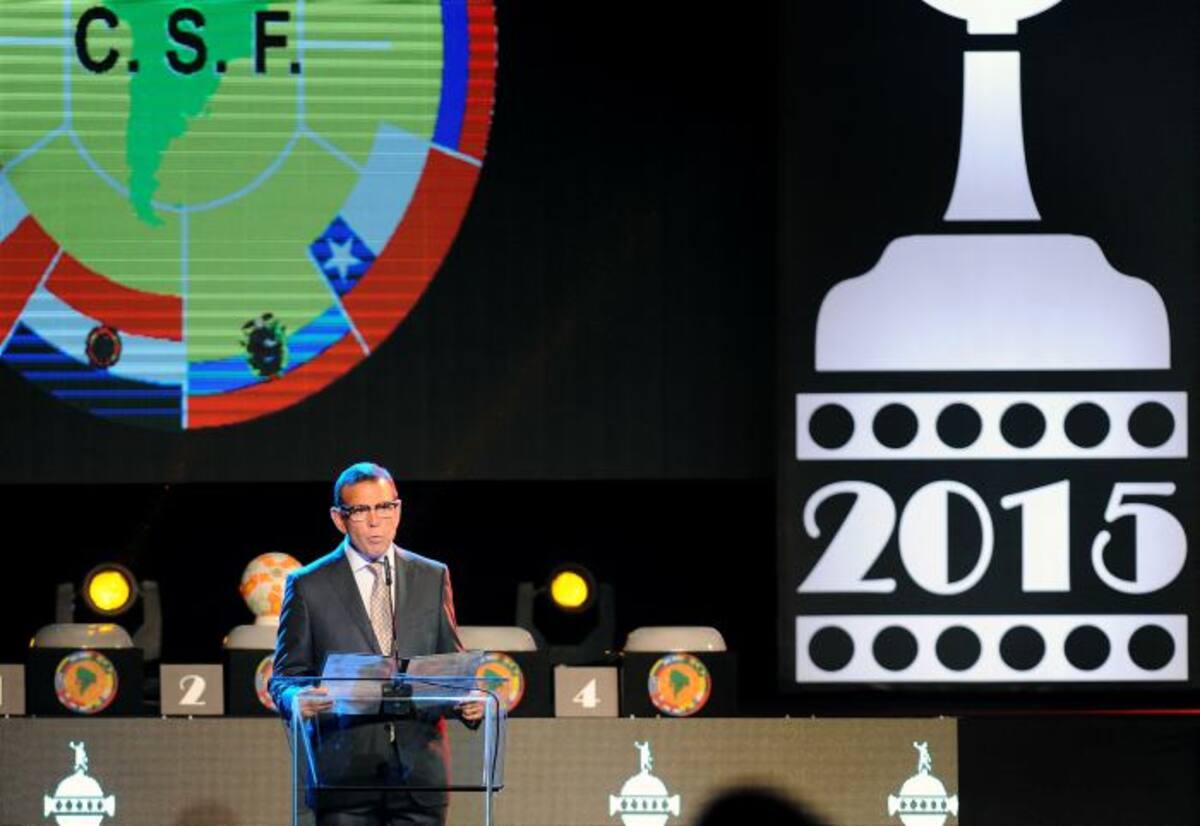 El presidente de la Conmebol, Juan Angel Napout, durante el sorteo de la Copa Libertadores. AFP NORBERTO DUARTE
