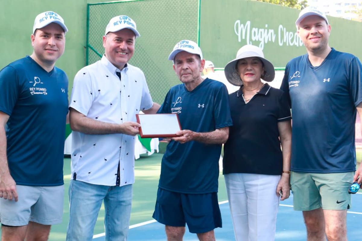 Homenaje del Club Cartagena