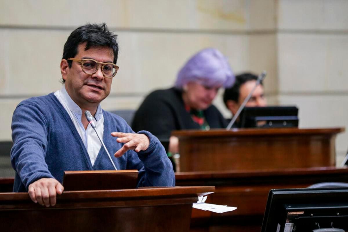 Estos son los grupos armados con los que el Gobierno instalará mesas de diálogos