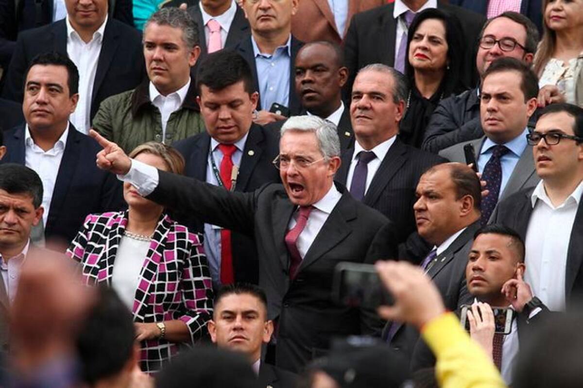 Las reformas constitucionales que radicará el Uribismo en la legislatura