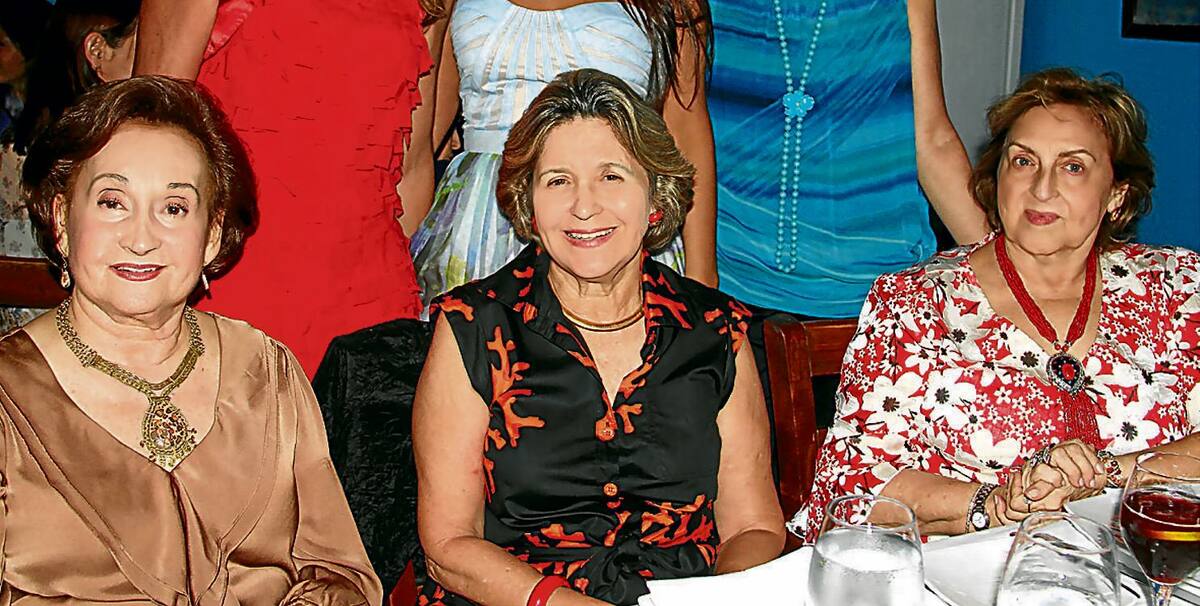 Ofelia de Abondano, Cecilia y Betty de García.