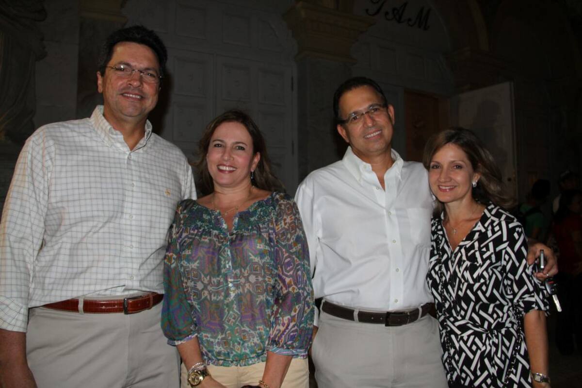 Fuad Navarro, Moni Galvi, Gabriel Galvis y Silvia Jiménez.