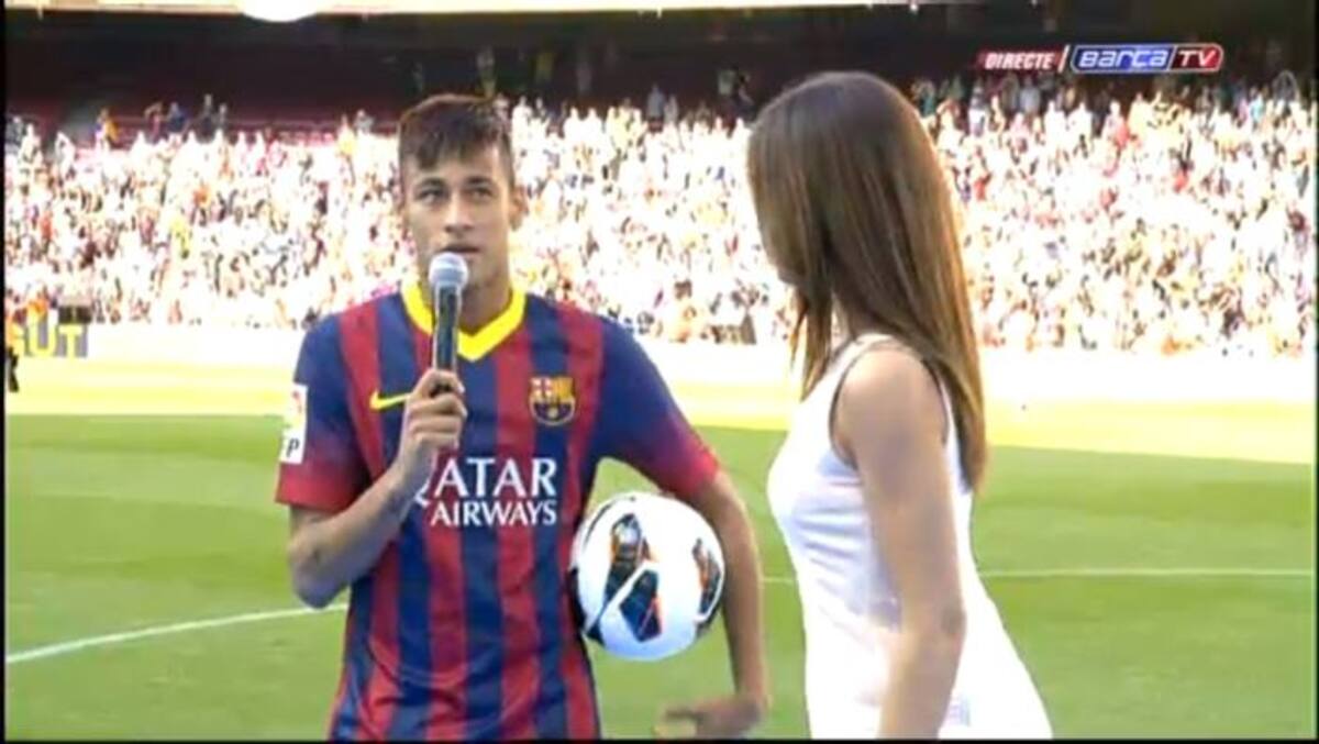 Neymar dirige sus primeras palabras a los aficionados. Tomado de la transmisión en vivo de Internet