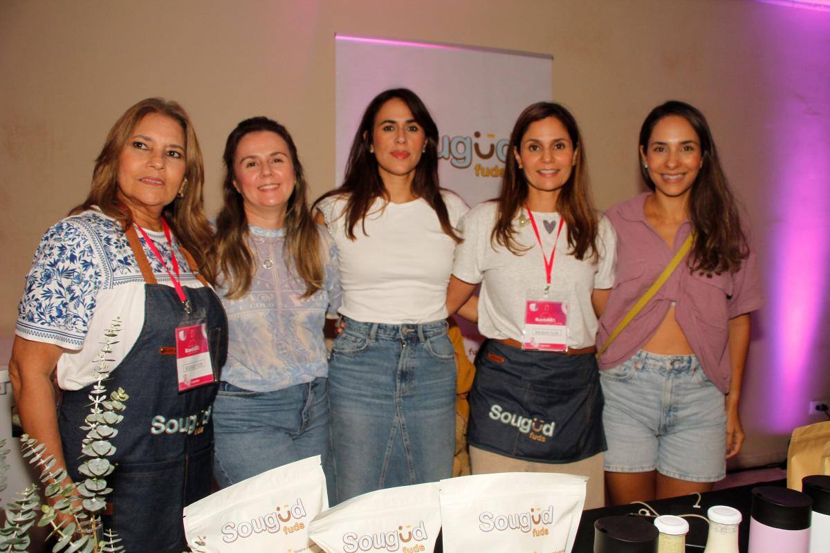 Gloria Rojas, Yira Henao, Jessica Maciá, Ana Teresa Movilla y Andrea Acuña.