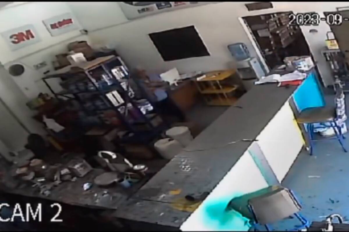 Video: policías sorprenden a delincuente cuando atracaba y extorsionaba
