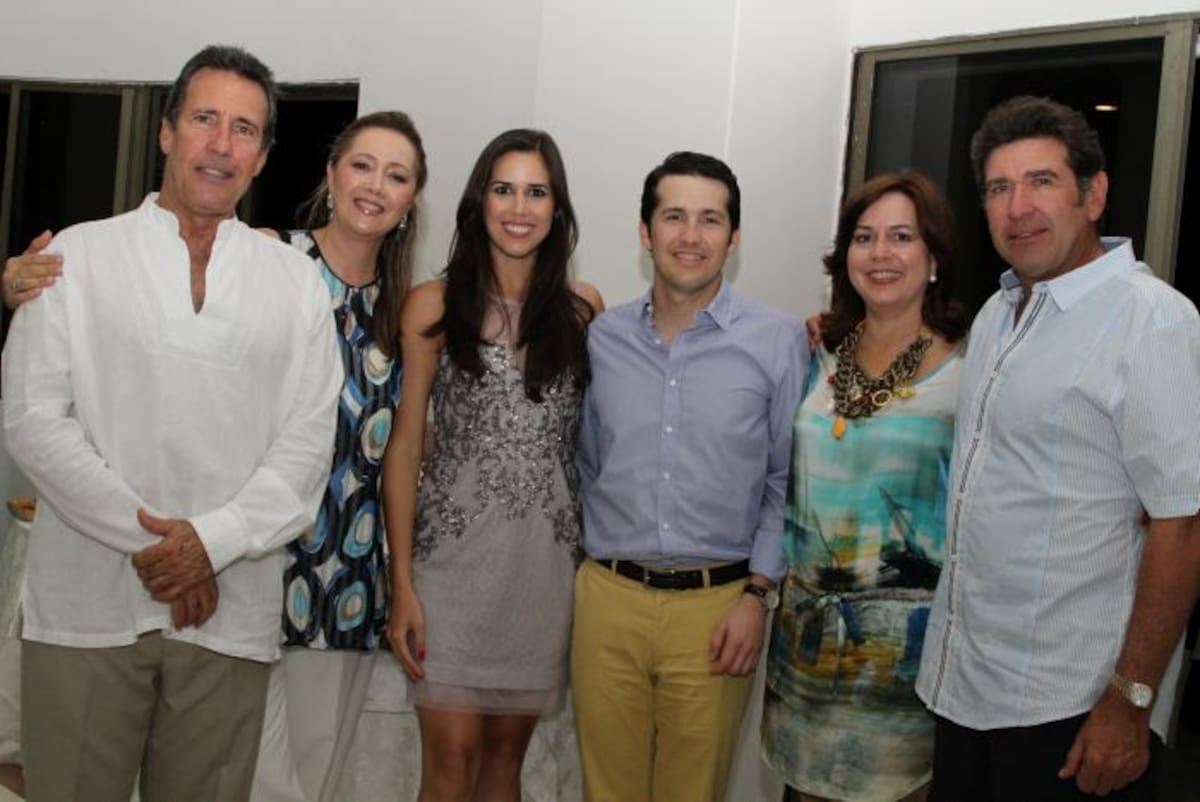 Gabriel Arango, Catalina Jiménez de Arango, Ana Milena Villadiego, Alfonso Piñeres, Vilma Gómez de Villadiego y Mario Villadiego. MARUJA PARRA - EL UNIVERSAL