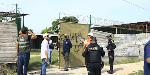Distrito empezó desmonte de talleres en Chambacú: así va el operativo