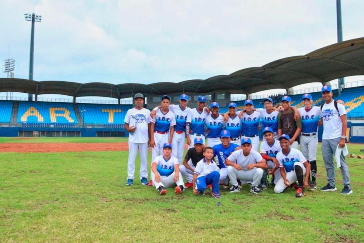 La doble alegría del Instituto Docente del Caribe en los Intercolegiados