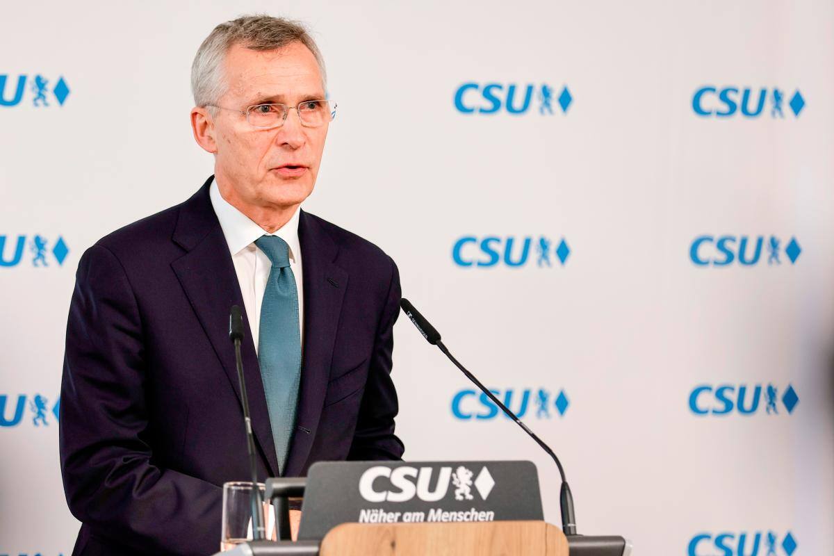 Stoltenberg tras muerte de Navalni: “Rusia tiene preguntas serias que responder”