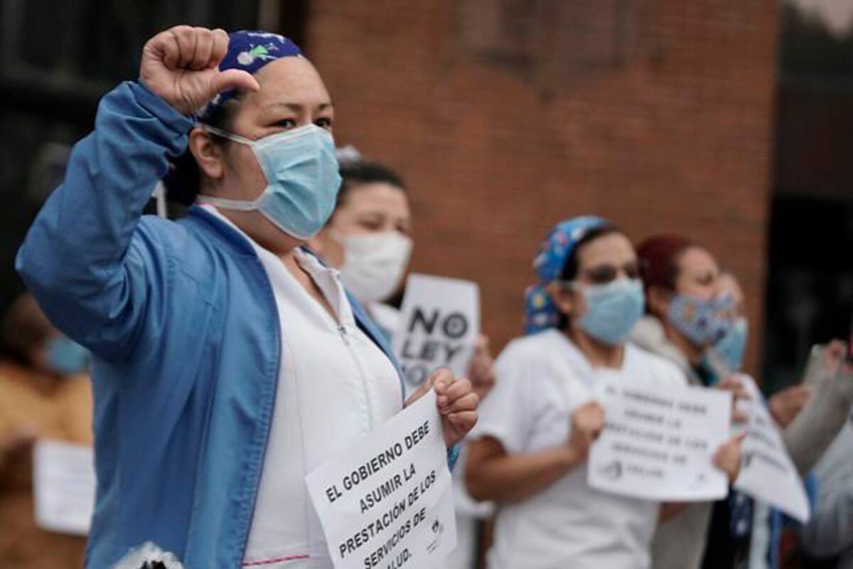 Médicos reclaman al Gobierno cumplimiento del acuerdo de punto final