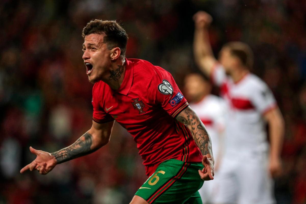 Portugal le gana a Turquía y va a la final de la repesca