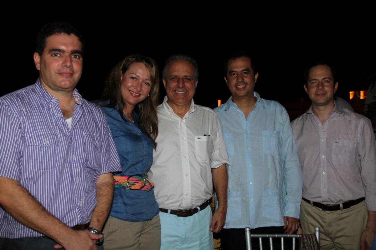 Luis Fernando Aparicio, Paula Cortés, Alonso Monsalve, Juan González Benítez y Jairo Berrío.