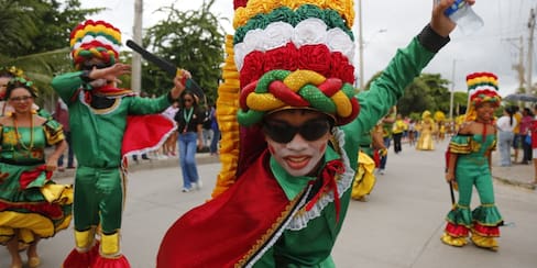 En fotos: así suena el Preludio de la Localidad 1; la fiesta es en Canapote