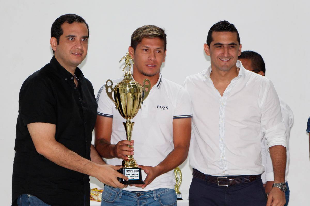 Volante de América de Cali, Rafael Carrascal, deportista del año en Sucre