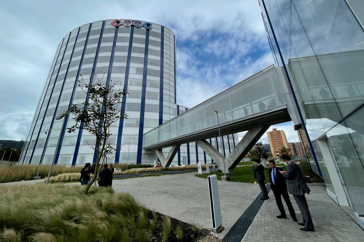 Colombia inaugura el más moderno centro sobre el cáncer de América Latina