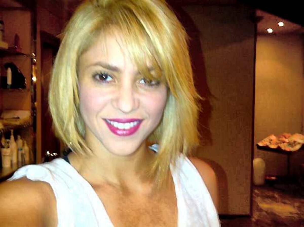 TWITTER.COM/SHAKIRA