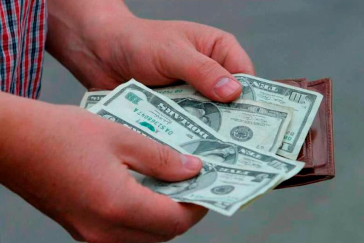 Precio del dólar sigue bajando: así abrió este miércoles