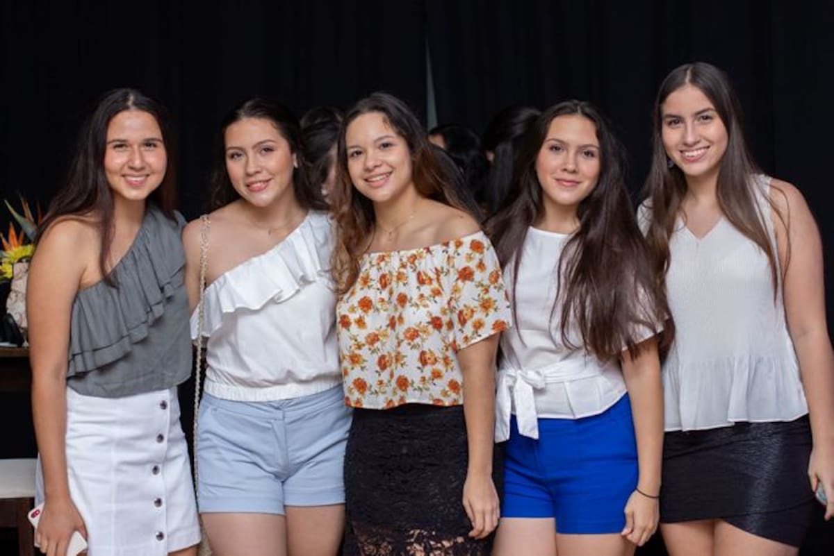 Juliana Osorio, María José Carmona, María Margarita Vélez, María Paola Hernández, María Alexandra Pereira y Daniela Saavedra. CORTESÍA