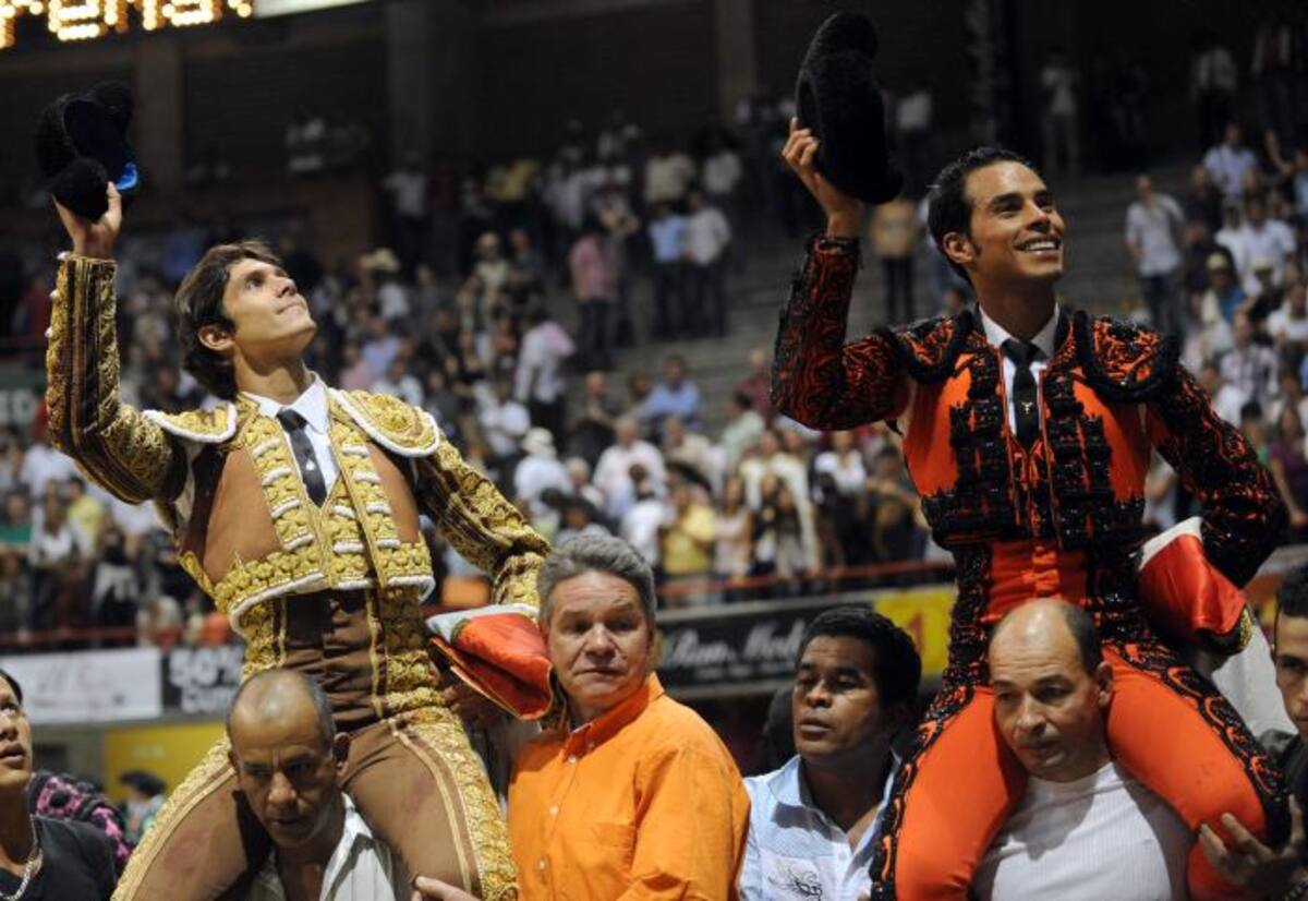 Dos grandes, Sebastián Castella y Luis Bolívar. AFP