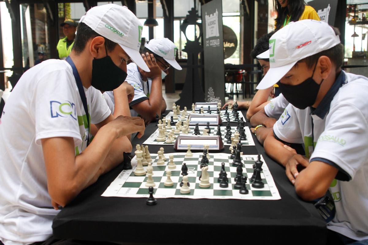 Movidas del ‘juego ciencia’ en el barrio San Fernando